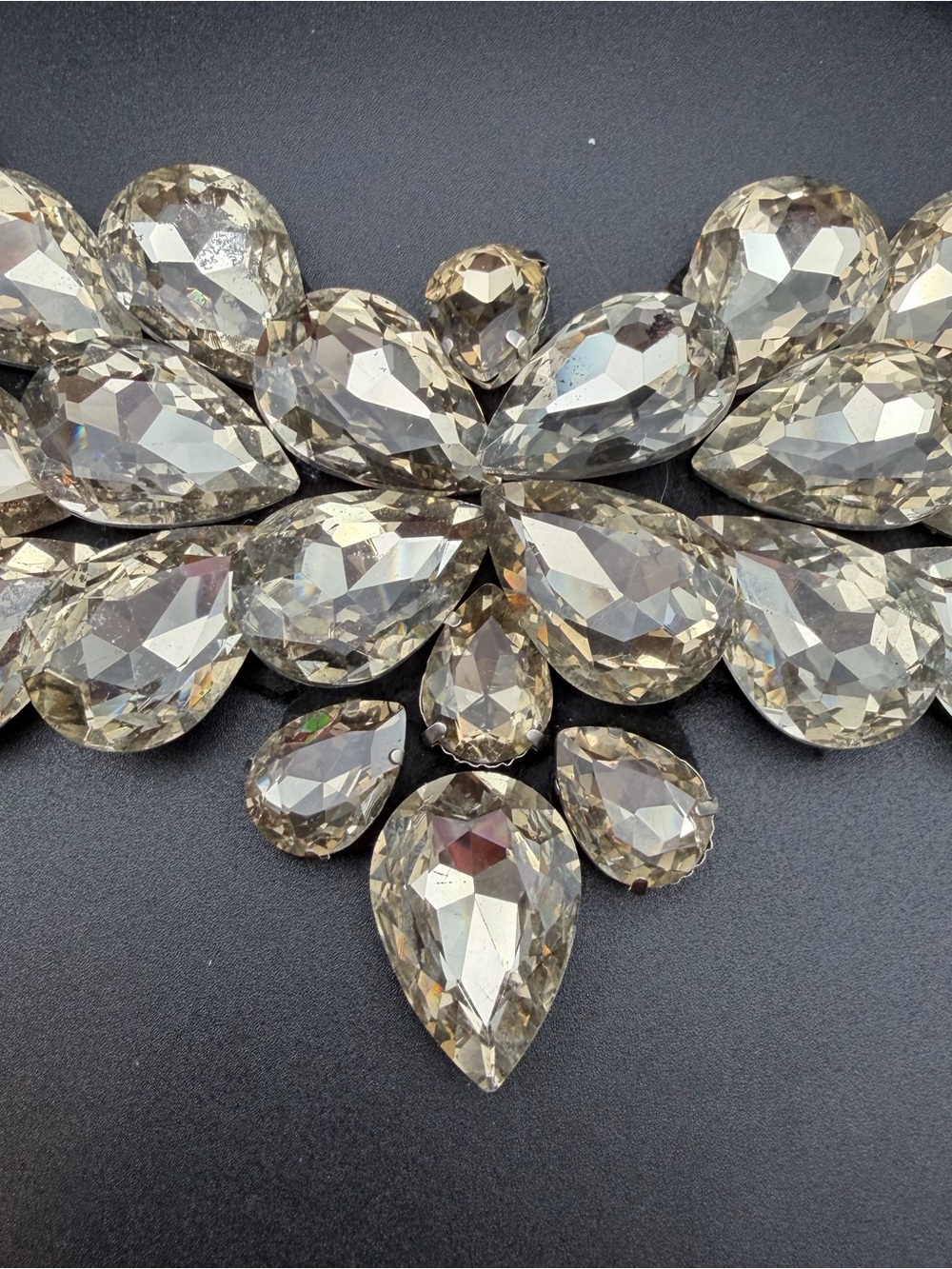 Gorgeous! Tasha Smoky Crystal Statement Bib Necklace - Picture 4 of 10